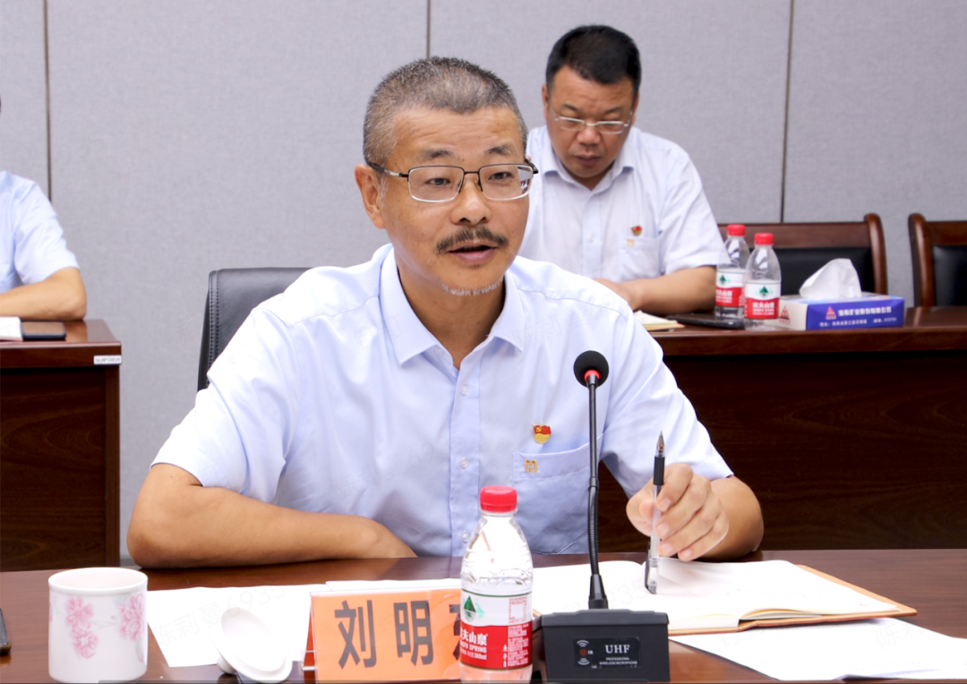 ��˹�ص�ί���е��ߴ�������������