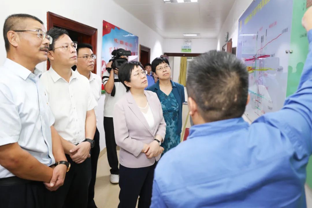 ����ʡί��ί���Ӻ쵽��˹�ص���