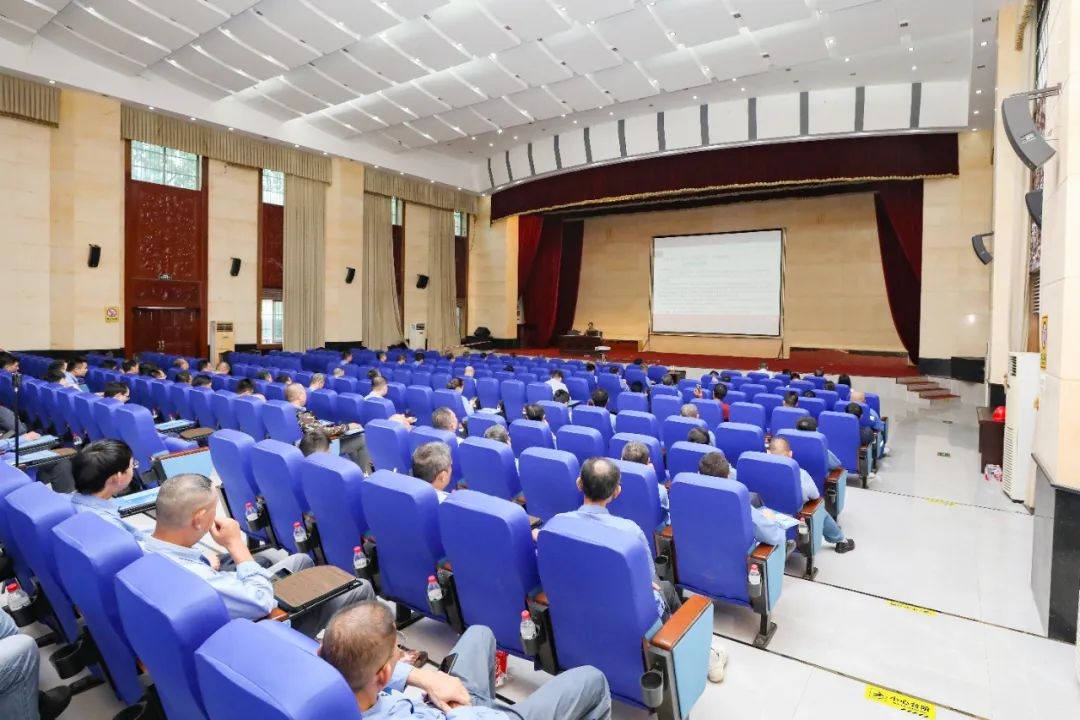 ��ʵ�徲�������� ��˹�ؾ����徲����֪ʶ��ѵ��