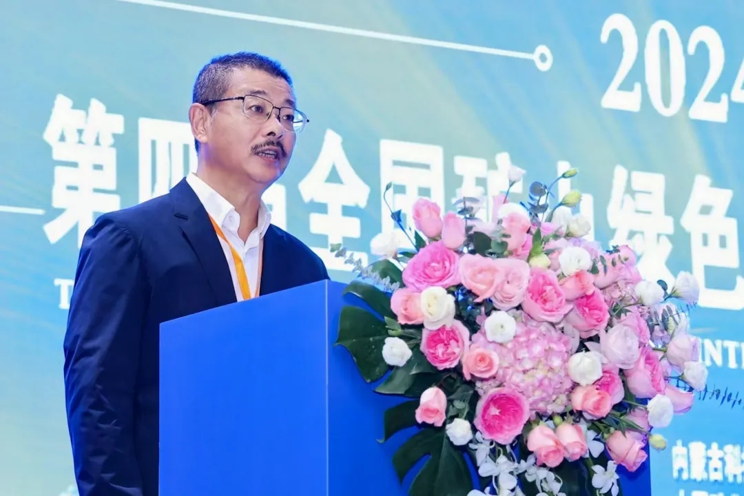 ��˹�ؼ�����Ľ����¿�ɽ��ɫ���ܿ���������װ����̳