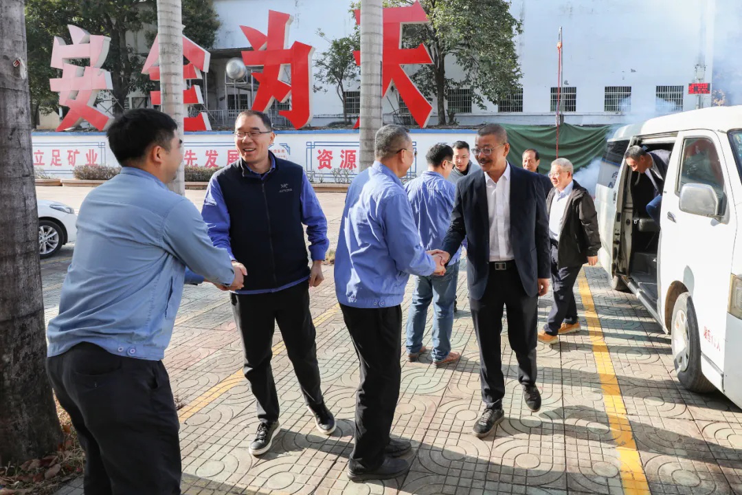 �����ľ�����˹�ؾ����´��Űݻ