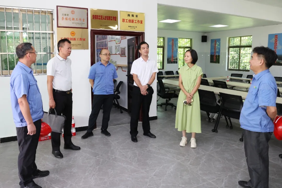 ����ʡ�ܹ��ḱ��ϯ���뵽��˹�ؿ�չ����ο��